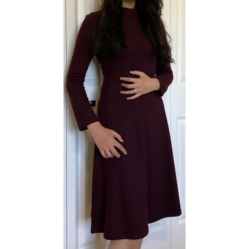 UNI QLO midi full sleeve dress size Small maroon color
